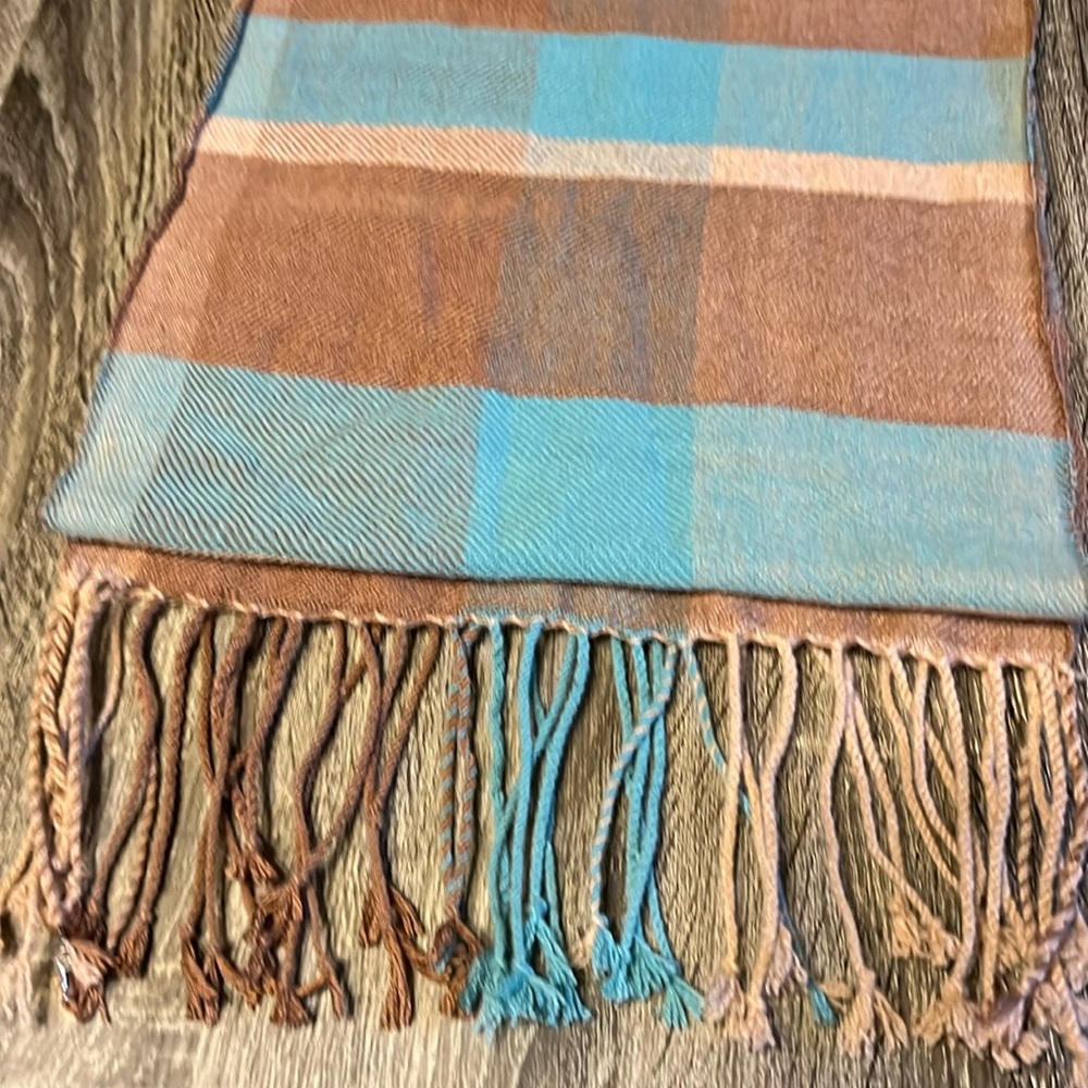 Italian cashmere  hand woven scarf